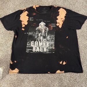 !it jeans Black and Orange Graphic Tee